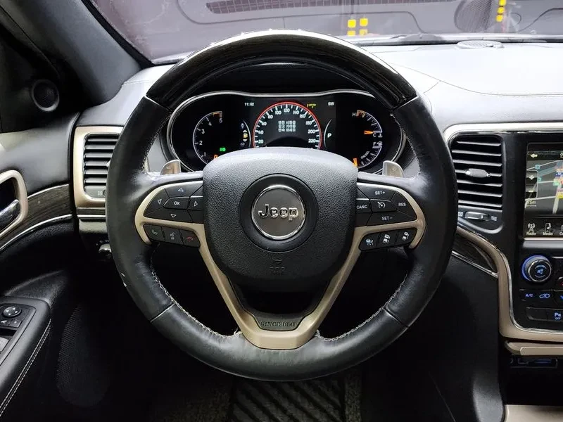 Jeep Cherokee 3.0 Diesel Overland Wk2, снимка 13 - Автомобили и джипове - 55189976