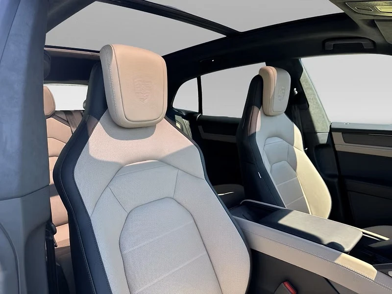 Porsche Cayenne S Electric , снимка 6 - Автомобили и джипове - 55434370