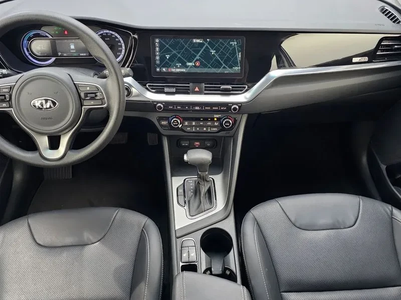 Kia Niro 1.6 Hev Luxury, снимка 7 - Автомобили и джипове - 55936463