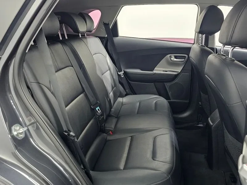 Kia Niro 1.6 Hev Luxury, снимка 11 - Автомобили и джипове - 55936463