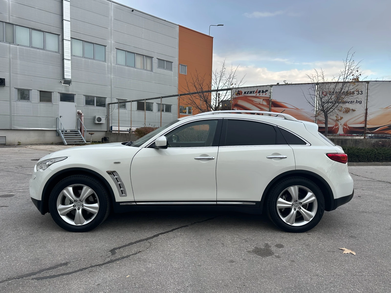 Infiniti Fx 30 3.0d/Кожа/Нави - изображение 2