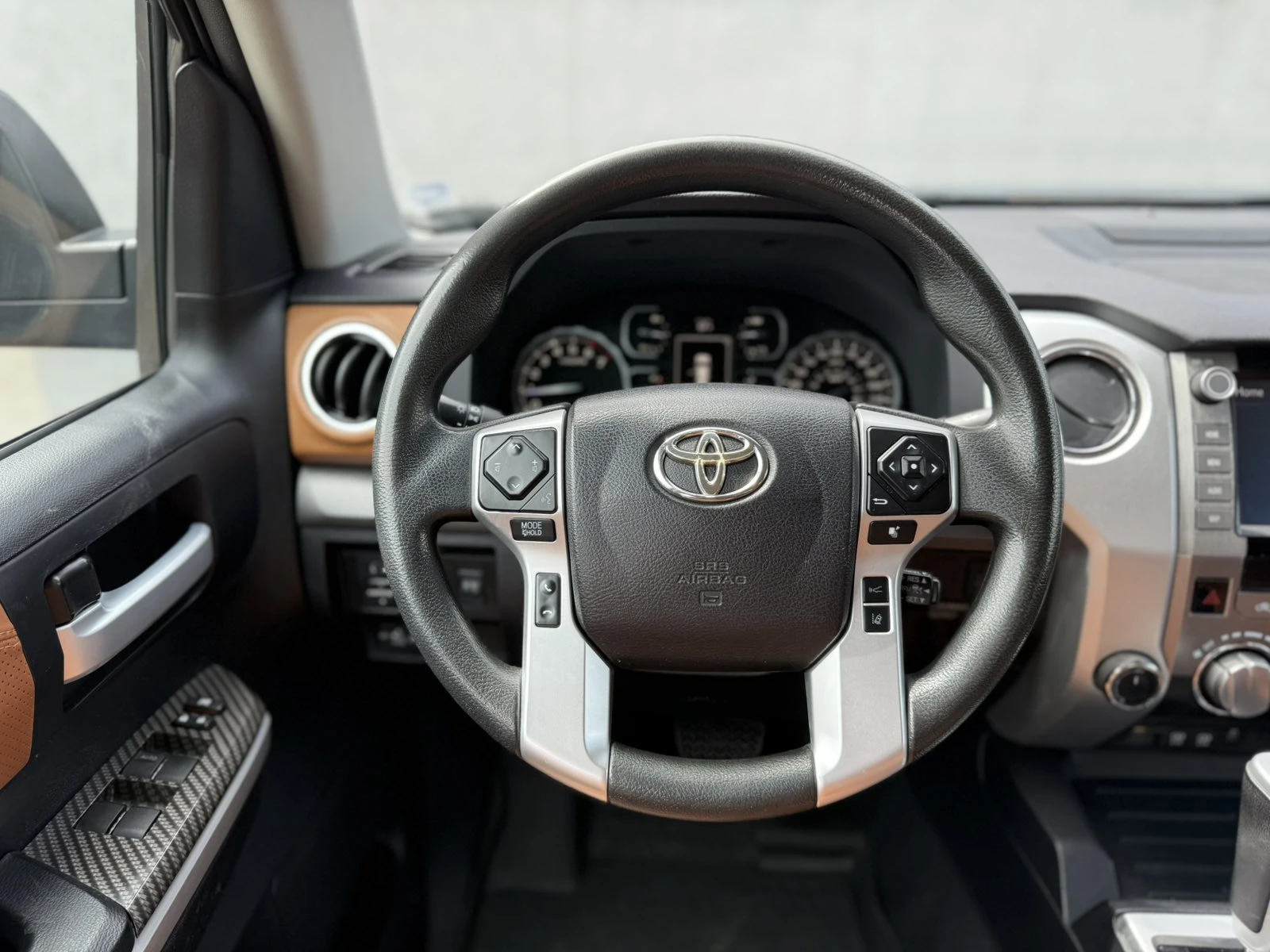 Toyota Tundra 5.7L DOUBLE CAB AWD  | Mobile.bg   12