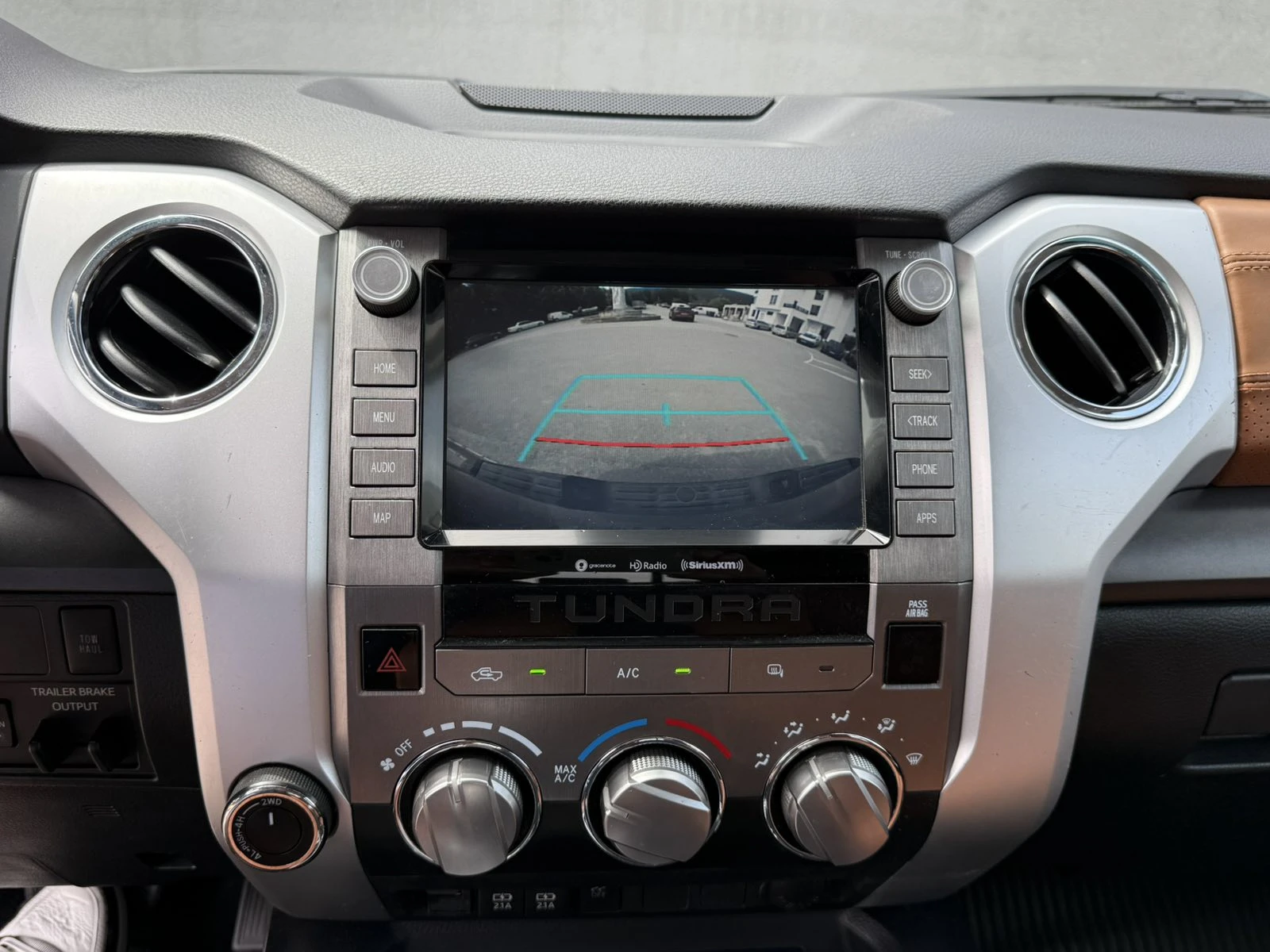 Toyota Tundra 5.7L DOUBLE CAB AWD  | Mobile.bg   14