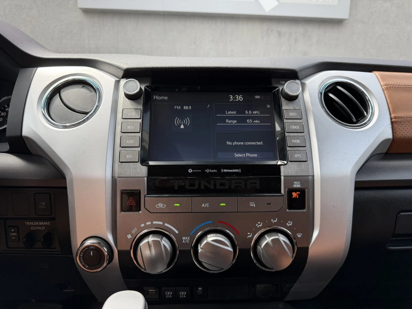 Toyota Tundra 5.7L DOUBLE CAB AWD  | Mobile.bg   16