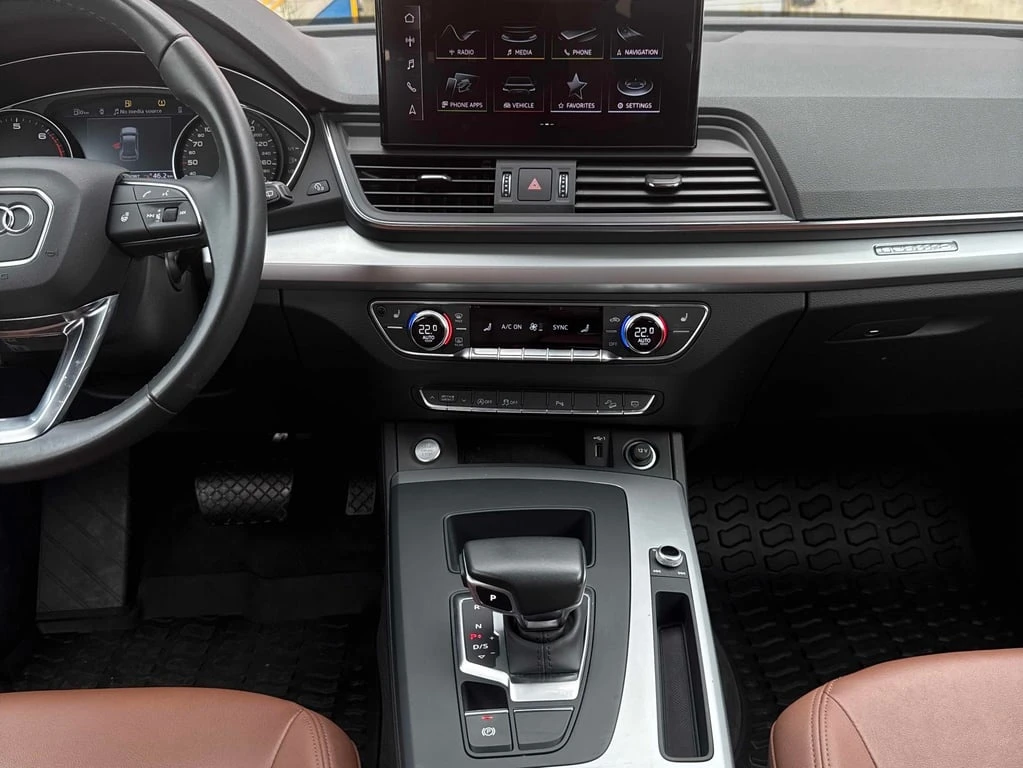 Audi Q5 * Komfort * CARFAX * БЕЗ ПЪРВОНАЧАЛНА ВНОСКА - изображение 9