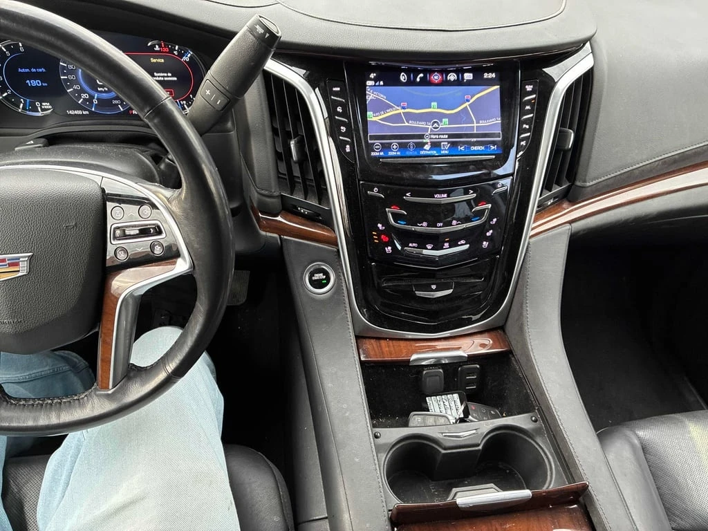 Cadillac Escalade * Premium Luxury * CARFAX * ��� ������������ ����� | Mobile.bg � ����������� 9