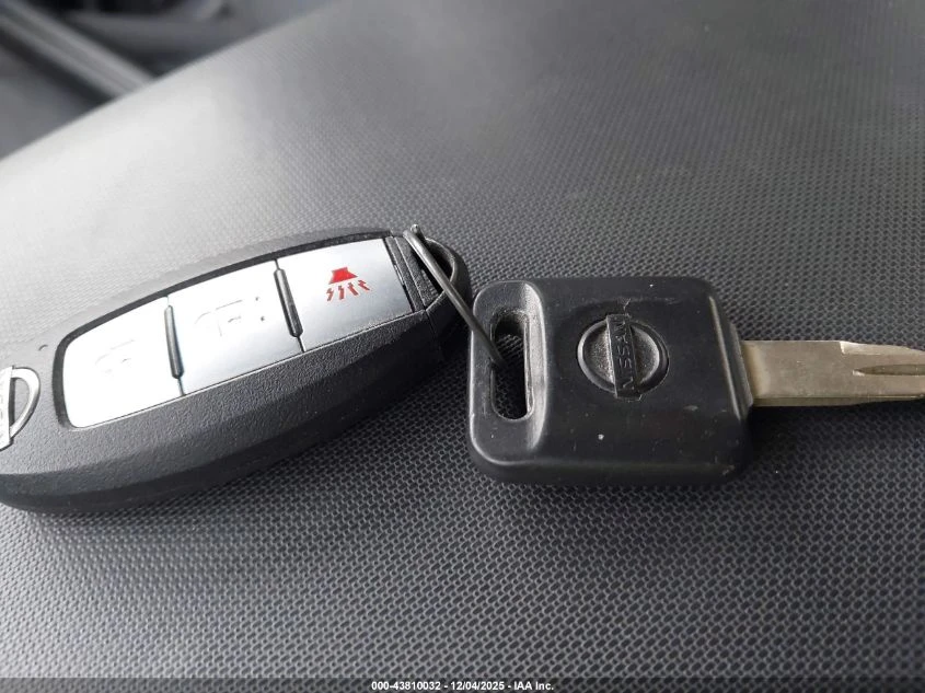 Nissan Frontier 3.8L V-6 DI, DOHC, VVT, 310HP 4X4 Drive | Mobile.bg � ����������� 3