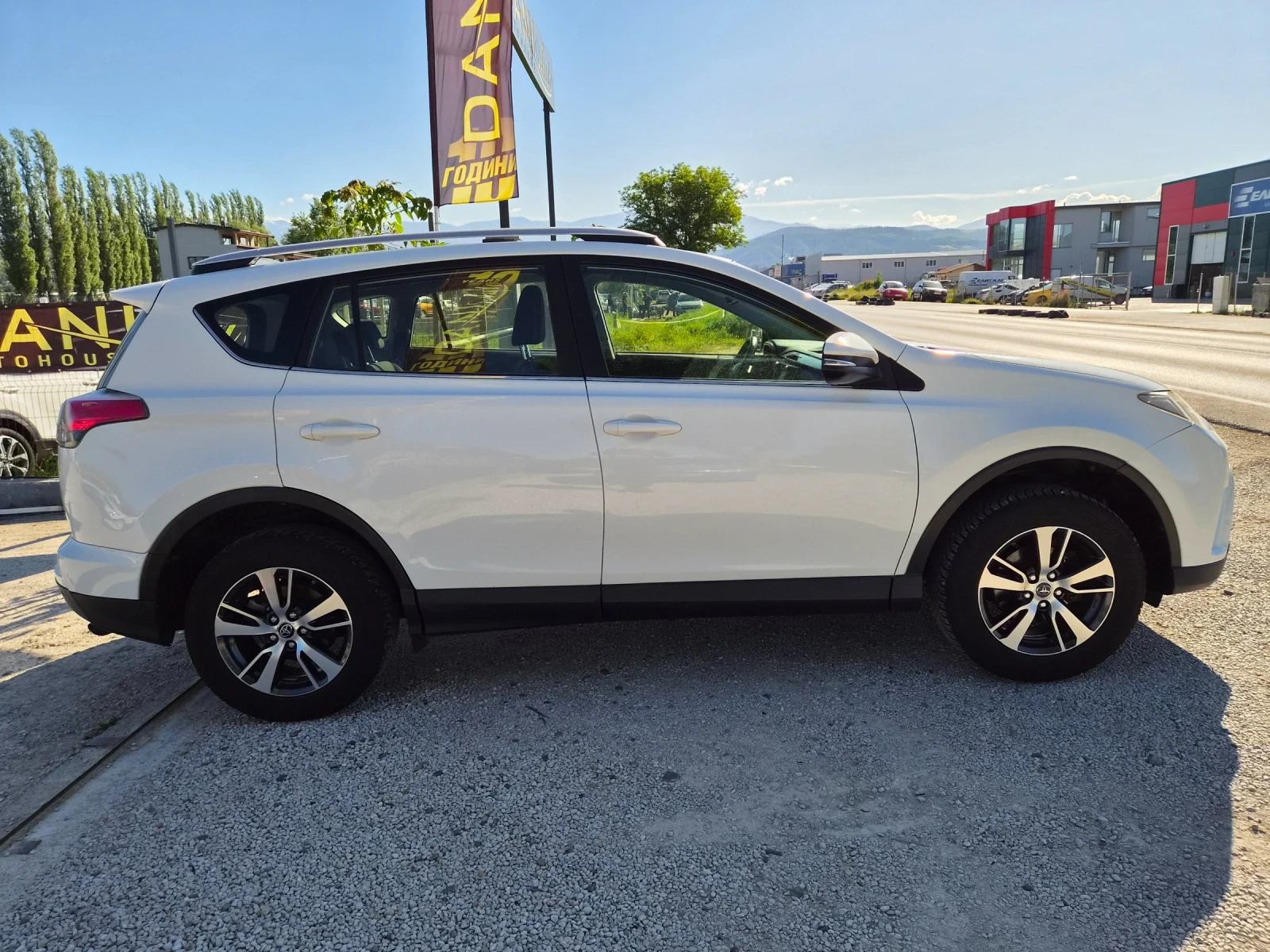 Toyota Rav4 2.0Diesel 143ps., снимка 7 - Автомобили и джипове - 54547257