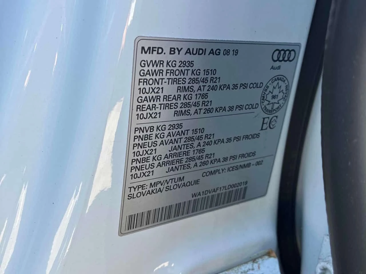 Audi Q8 * Progressiv * ОБДУХ * ПАНО * KEYLESS * CARFAX, снимка 10 - Автомобили и джипове - 54647781