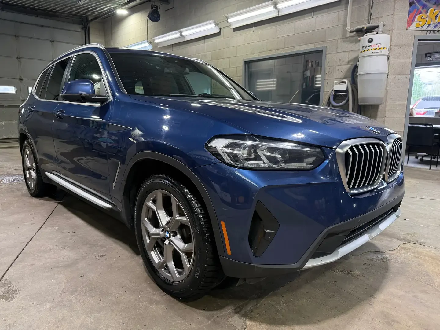 BMW X3 ПОДГРЕВ* 360КАМЕРА* LANE* ASSIST* ПАНОРАМА* , снимка 3 - Автомобили и джипове - 54942124