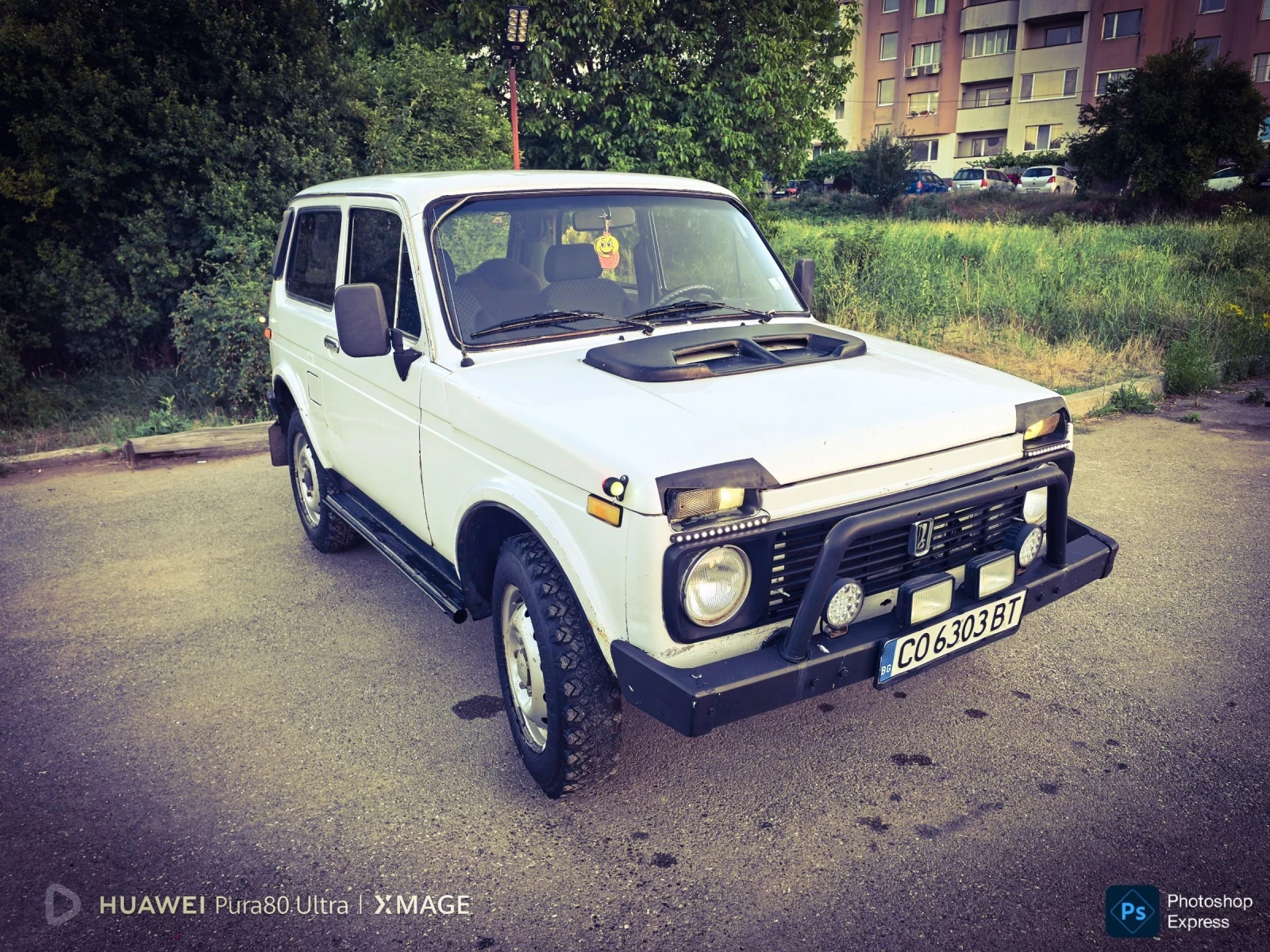 Lada Niva 1.6, снимка 9 - Автомобили и джипове - 54965363