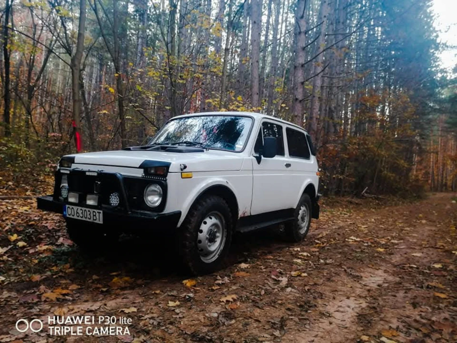 Lada Niva 1.6, снимка 3 - Автомобили и джипове - 54965363