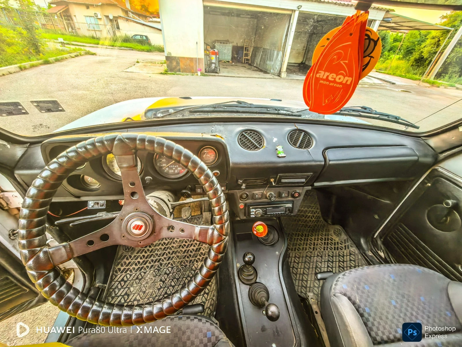 Lada Niva 1.6, снимка 13 - Автомобили и джипове - 54965363
