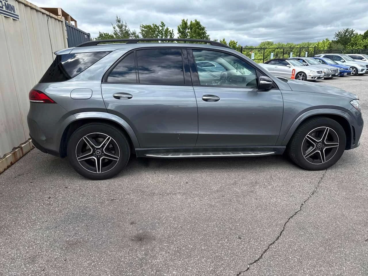 Mercedes-Benz GLE 350 AMG PACK* CARFAX * ОПЦИЯ ЗА ФИНАНСИРАНЕ, снимка 3 - Автомобили и джипове - 55016149