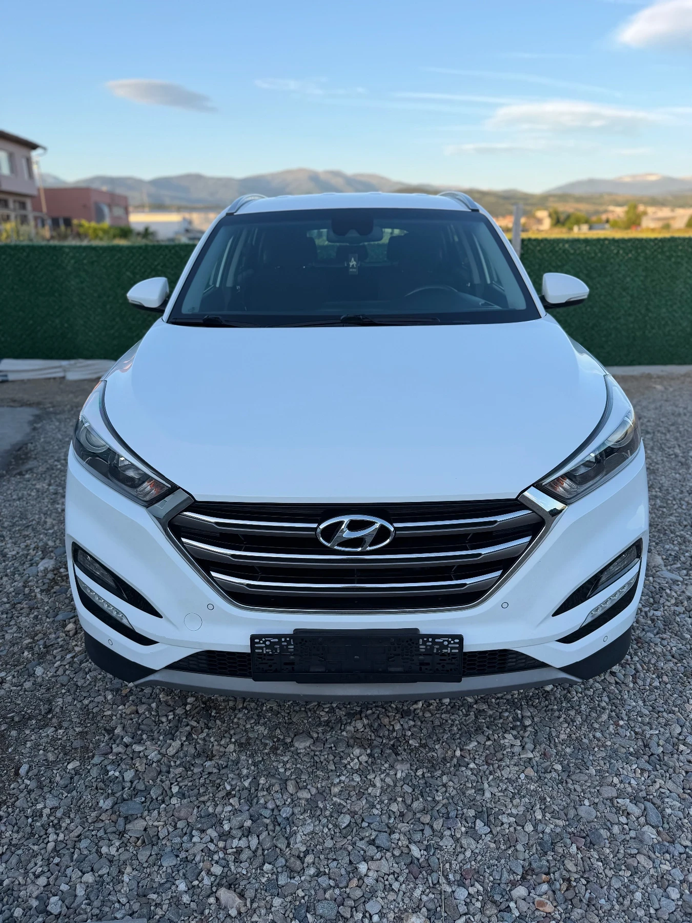 Hyundai Tucson AUTOMAT /// 1.7 CRDI, снимка 2 - Автомобили и джипове - 55016649