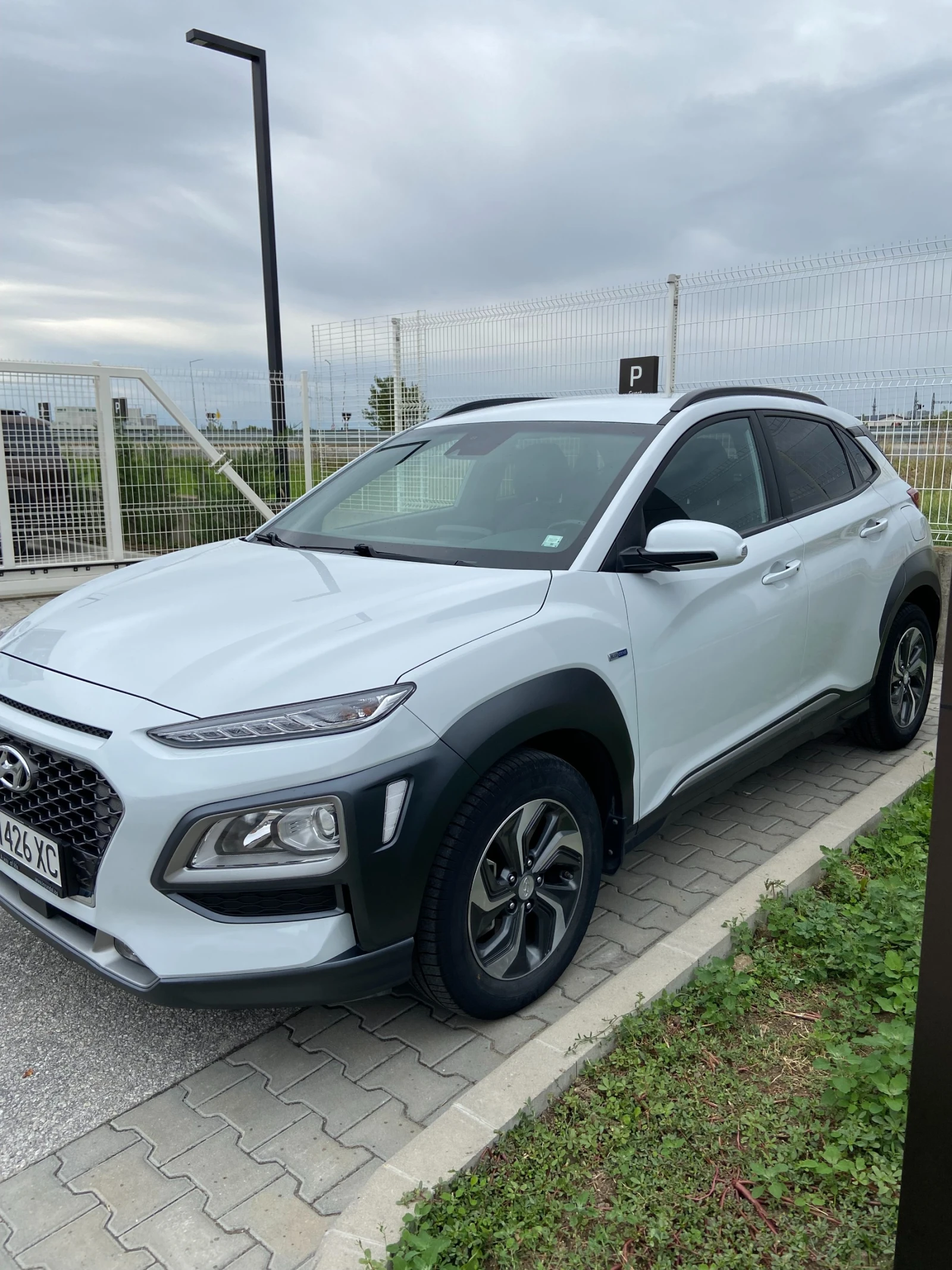 Hyundai Kona, снимка 3 - Автомобили и джипове - 56275155
