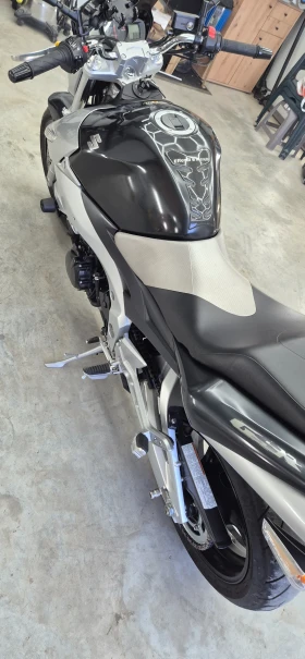Suzuki Gsr, снимка 6