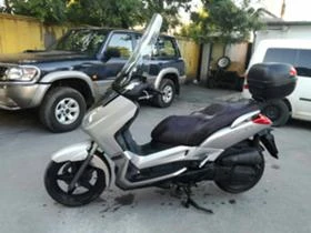  Yamaha X-max