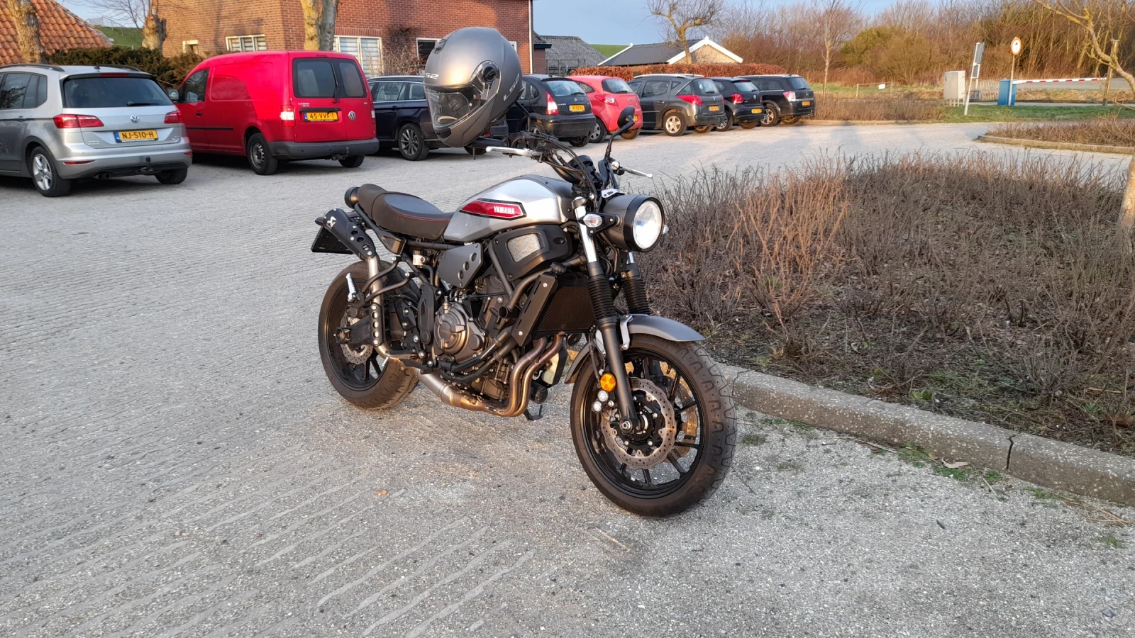 Yamaha XSR700  - изображение 10