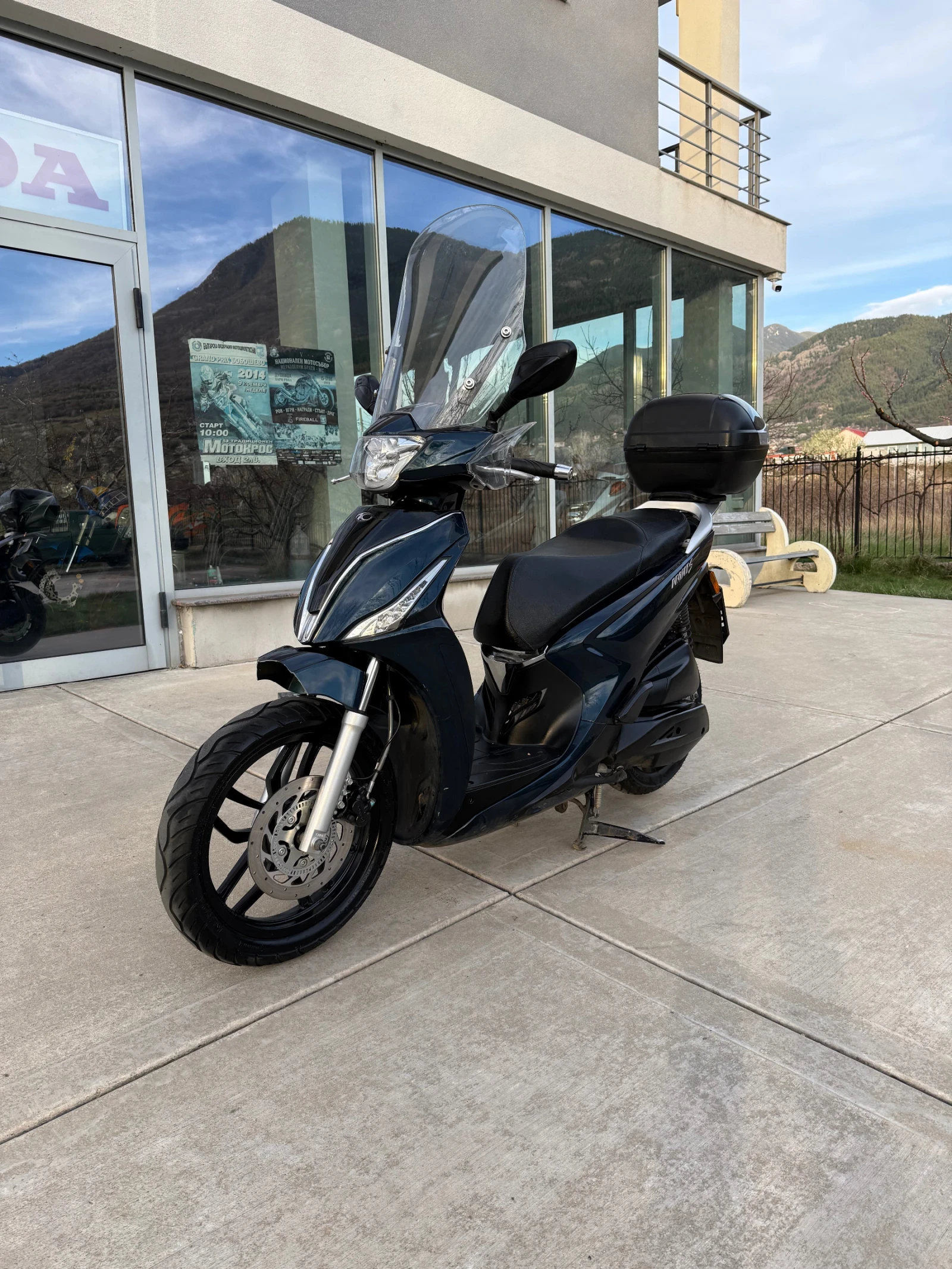 Kymco People 2024 200i ABS 15000km !, снимка 2 - Мотоциклети и мототехника - 54114726