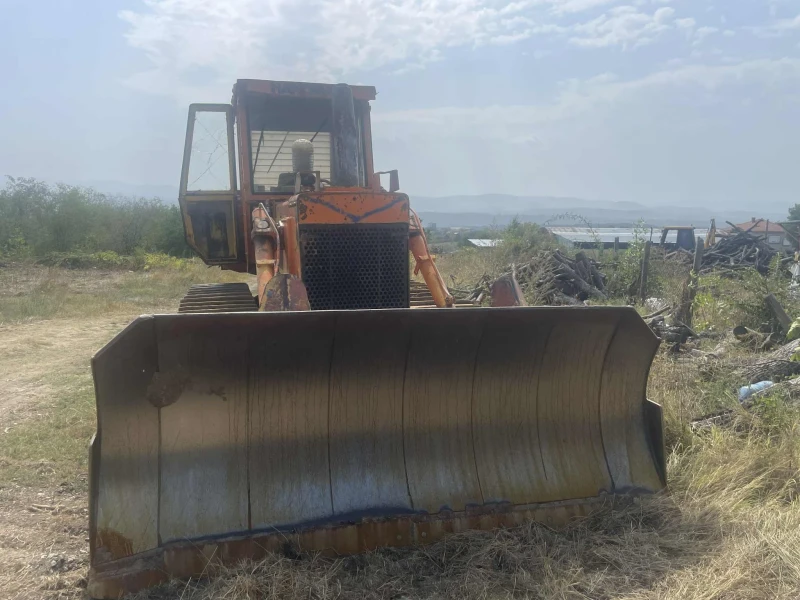 Булдозер Cat Hanomag D 600 C, снимка 6 - Индустриална техника - 52487429