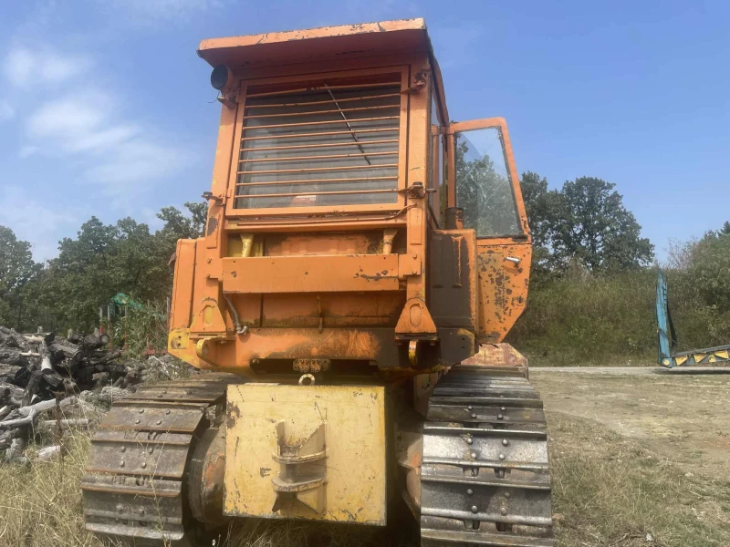 Булдозер Cat Hanomag D 600 C, снимка 4 - Индустриална техника - 52487429