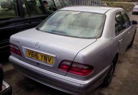 Двигател за Mercedes-Benz E 220, снимка 2