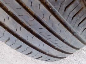 Гуми Летни 215/55R17, снимка 9