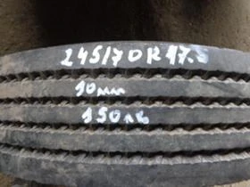 Гуми, снимка 1