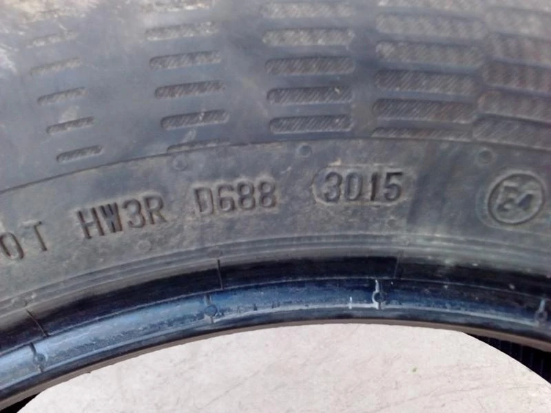 Гуми Летни 215/55R17, снимка 6 - Гуми и джанти - 18593086