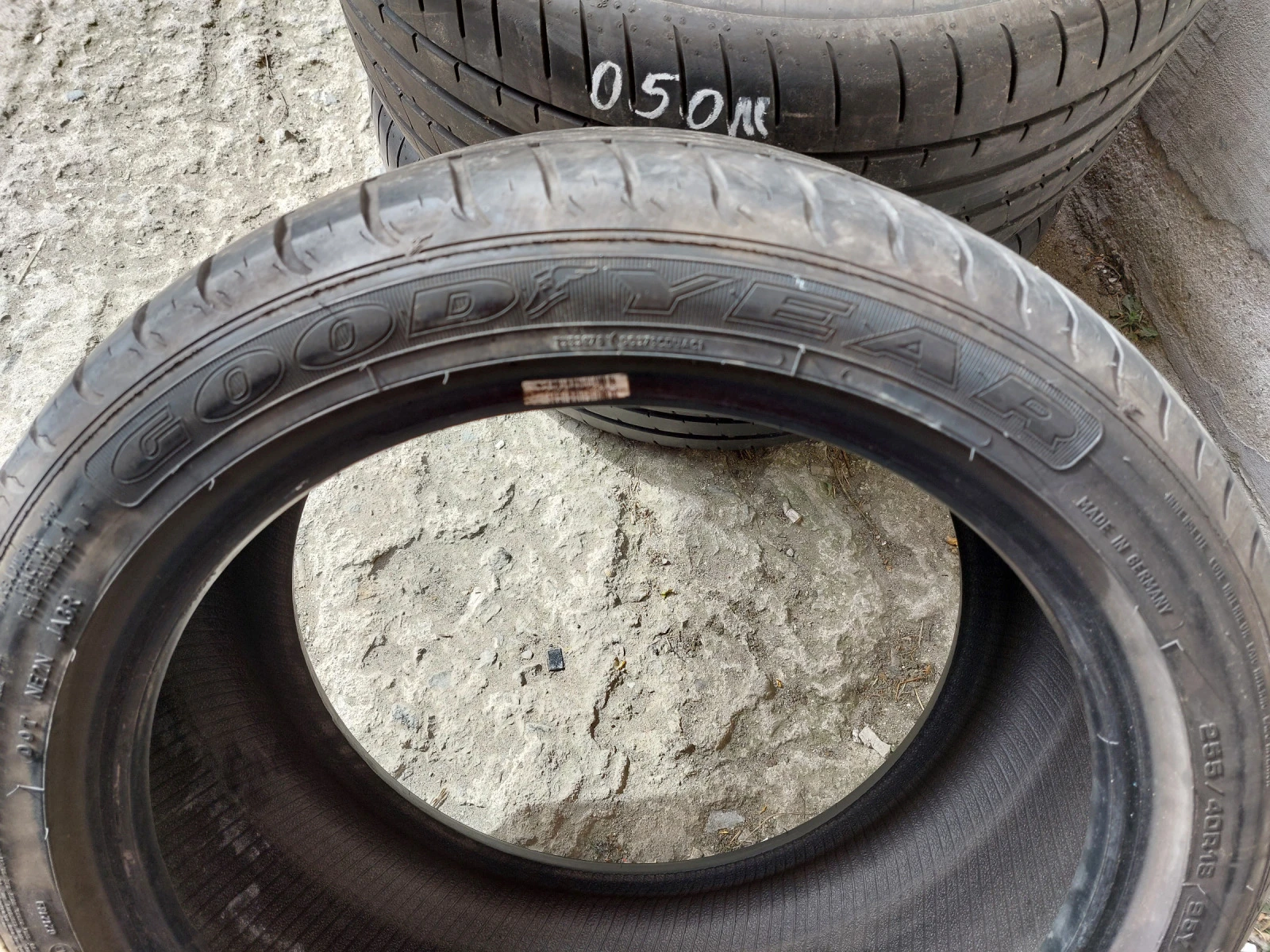 ���� 255/40R18 | Mobile.bg � ����������� 6