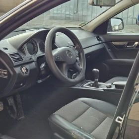 Mercedes-Benz C 180, снимка 13