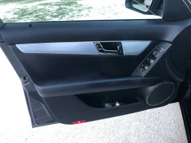 Mercedes-Benz C 220 2.2 Avantgarde, снимка 10