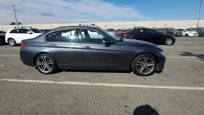 BMW 335  335i SPORT LINE , снимка 3 - Автомобили и джипове - 47919290