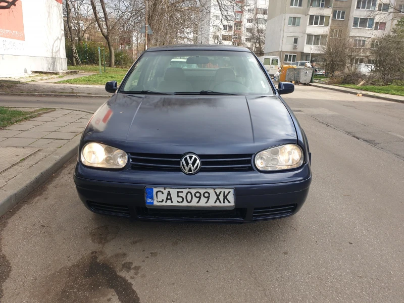 VW Golf 1.6 , снимка 2 - Автомобили и джипове - 49536244