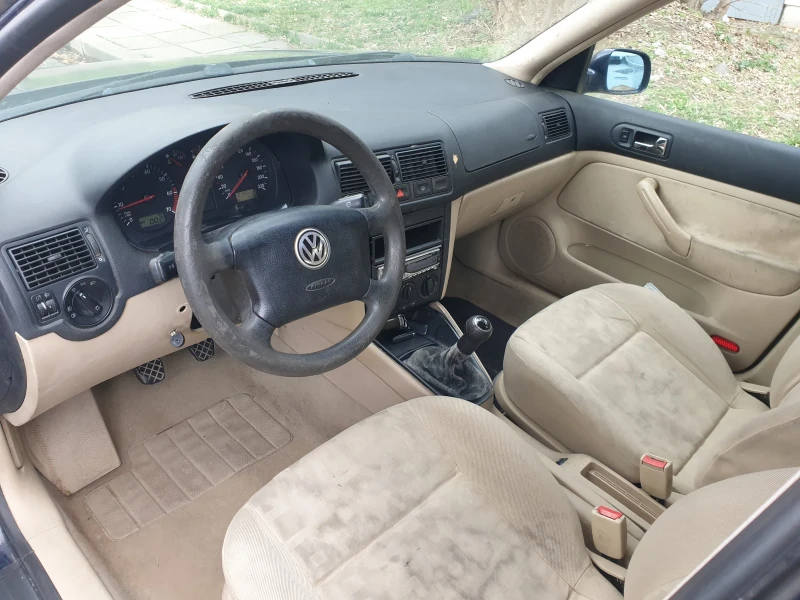 VW Golf 1.6 , снимка 11 - Автомобили и джипове - 49536244