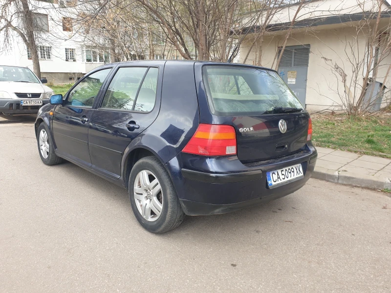 VW Golf 1.6 , снимка 3 - Автомобили и джипове - 49536244