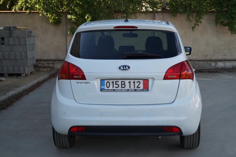 Kia Venga 1.4i ГАЗ, снимка 6 - Автомобили и джипове - 50443524