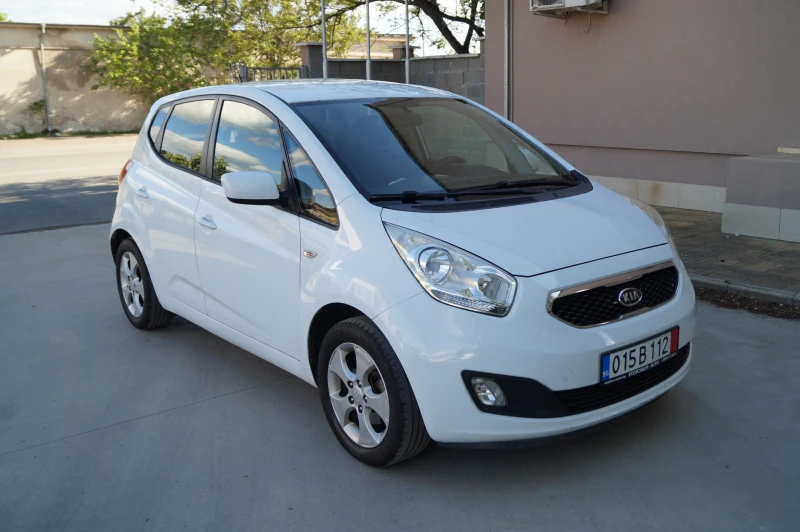 Kia Venga 1.4i ГАЗ, снимка 3 - Автомобили и джипове - 50443524