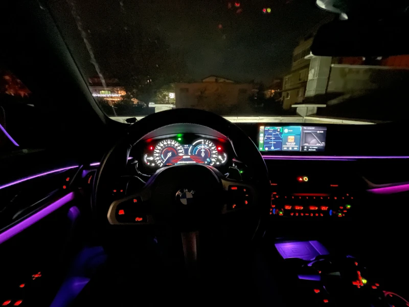 BMW 530E iPerformance, снимка 13 - Автомобили и джипове - 52847623