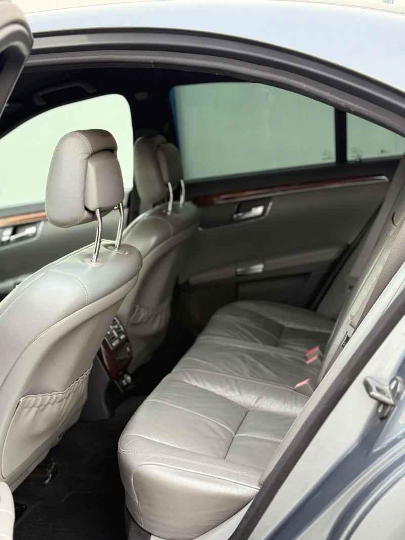 Mercedes-Benz S 320 * 320CDI* V6* ПОДГРЕВ* AMBIENT* ТОП ЦЕНА* , снимка 8 - Автомобили и джипове - 52501382