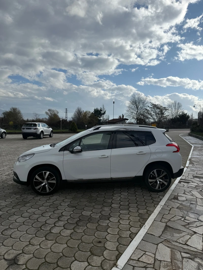 Peugeot 2008, снимка 8 - Автомобили и джипове - 52526495
