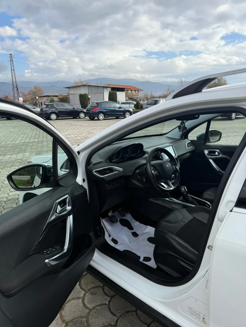 Peugeot 2008, снимка 9 - Автомобили и джипове - 52526495