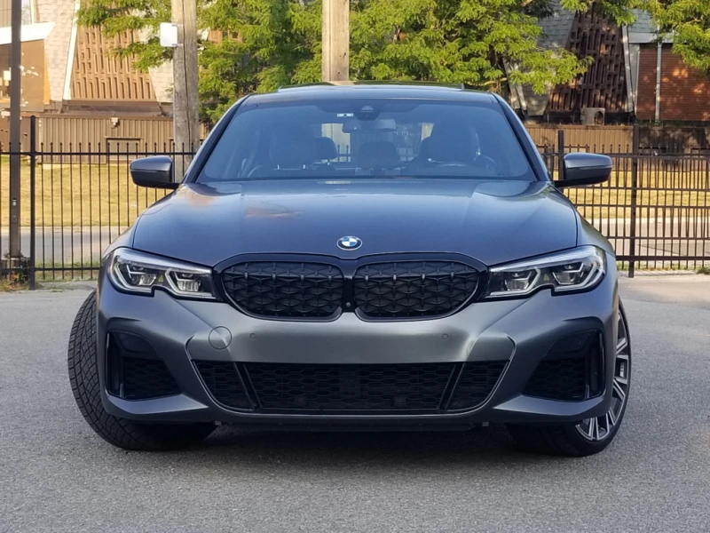 BMW 340 Individual* Two Tone* Head-up* Harman Kardon* 360*, снимка 2 - Автомобили и джипове - 52563841