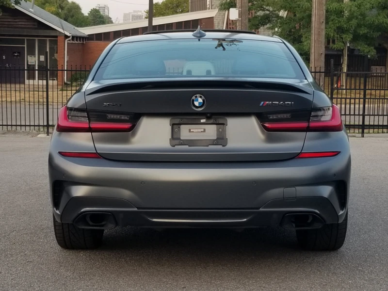 BMW 340 Individual* Two Tone* Head-up* Harman Kardon* 360*, снимка 5 - Автомобили и джипове - 52563841