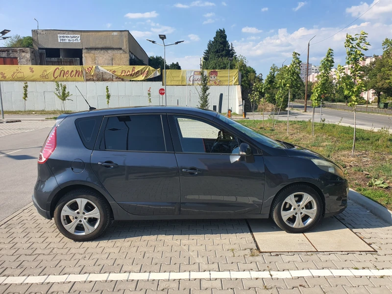 Renault Scenic 1.5 DCI, снимка 4 - Автомобили и джипове - 52967404