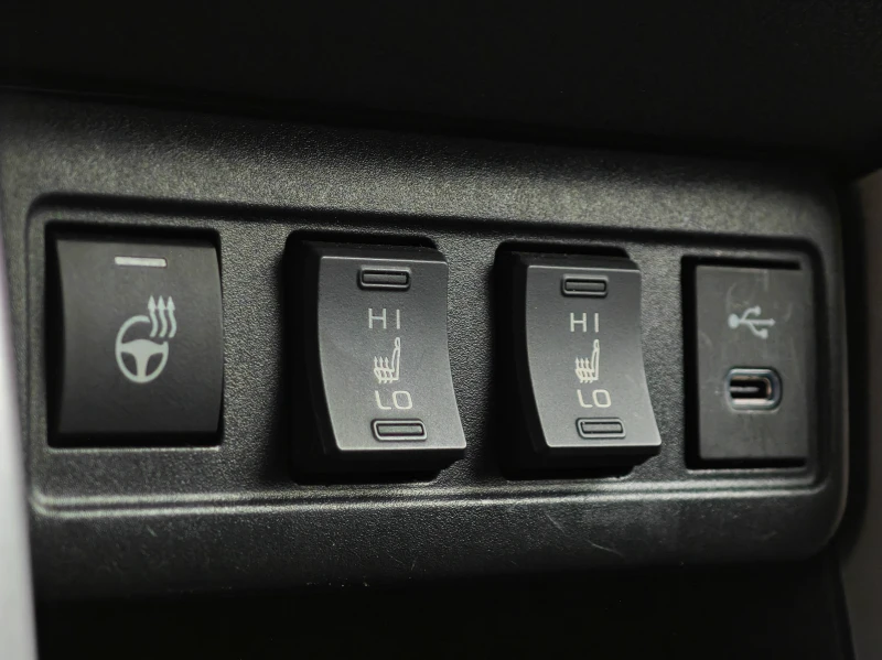 Toyota Corolla Cross LE 2.0L 4x4 Aut., снимка 11 - Автомобили и джипове - 53223243