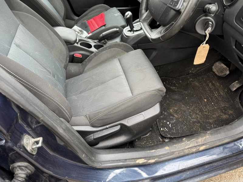 Citroen C4 1.6 auto, снимка 8 - Автомобили и джипове - 53281637