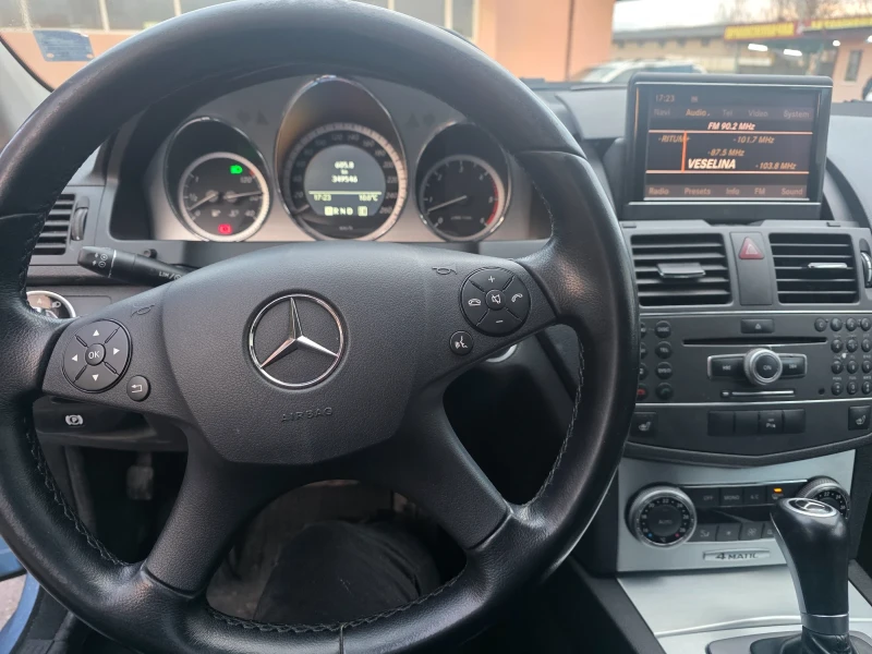 Mercedes-Benz C 350, снимка 11 - Автомобили и джипове - 53404279