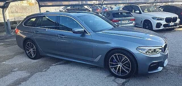 BMW 530 MSPORT/XDR/PANORAMA, снимка 2 - Автомобили и джипове - 48404536